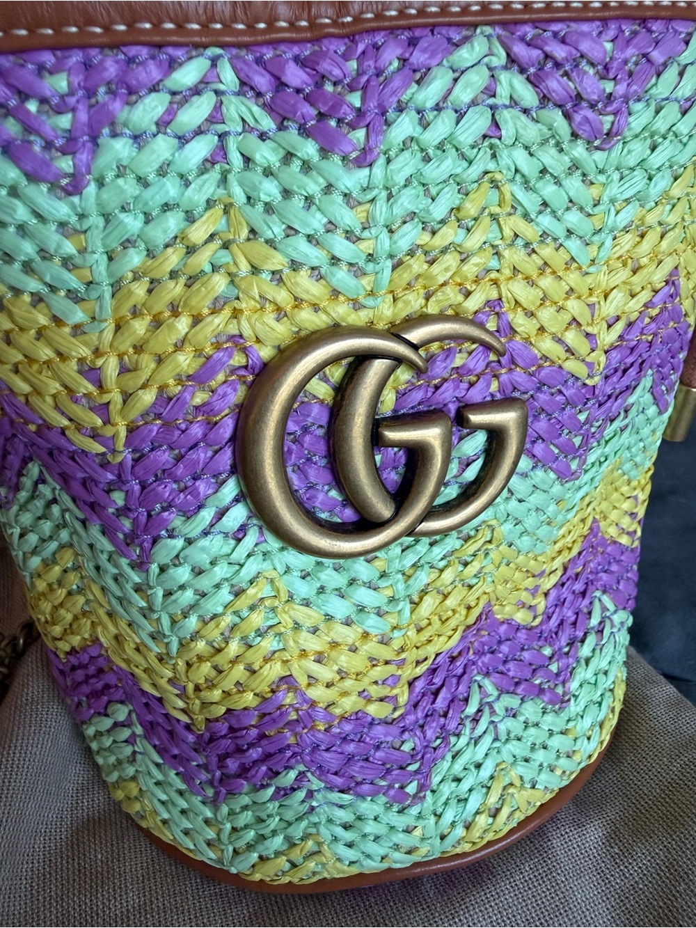 Gucci Multicolor Chevron Straw Bucket Crossbody - Purple, Yellow, Mint - Picture 2 of 6